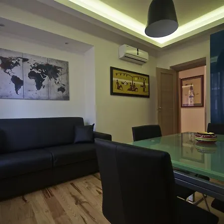 Piramide House-2